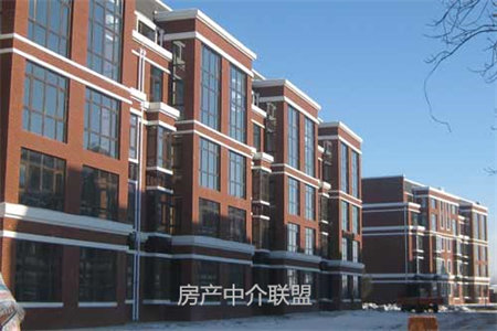 市中区华西小区3室2厅1卫136平米赠70平阁